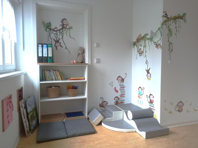 Lese-Reich - Bücherecke und Geschichtensäckchen